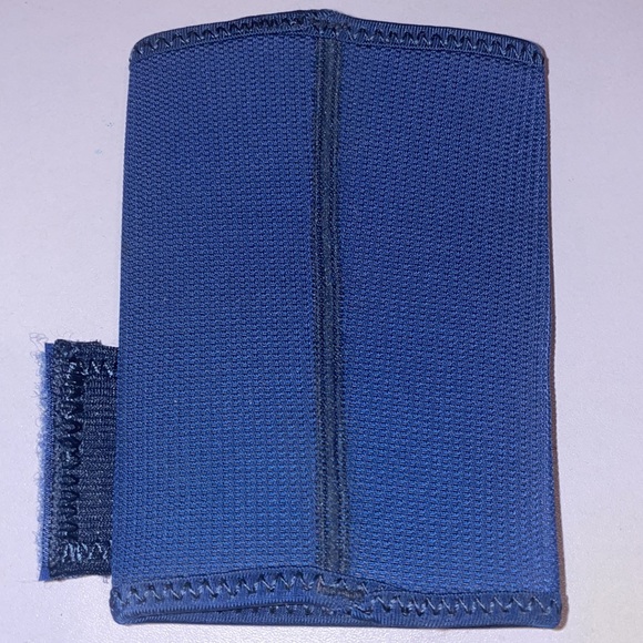 Mizuno Powerlock Support Wristband 5.5" Navy Blue - Picture 4 of 7